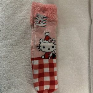 Hello Kitty Sanrio Long Cozy Candy Cane Santa Slipper Socks NEW! 🎄🎁